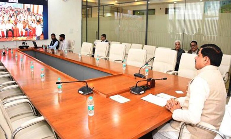 समाज के परिचय सम्मेलन, पारिवारिक मूल्यों और संस्कारों को अगली पीढ़ी तक पहुंचाने में सहायक : मुख्यमंत्री डॉ. यादव