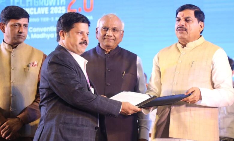 मुख्यमंत्री डॉ. यादव ने एमपी टेक ग्रोथ कॉन्क्लेव 2.0 में विभिन्न कंपनियों के प्रतिनिधियों से की वन-टू-वन चर्चा