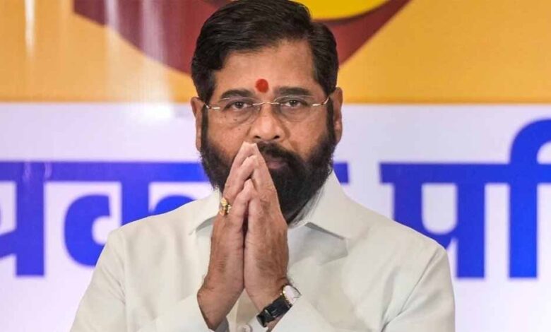 पा-को-बड़ा-झटका:-शिंदे-की-मौजूदगी-में-कई-पूर्व-पार्षद-शिवसेना-में-शामिल