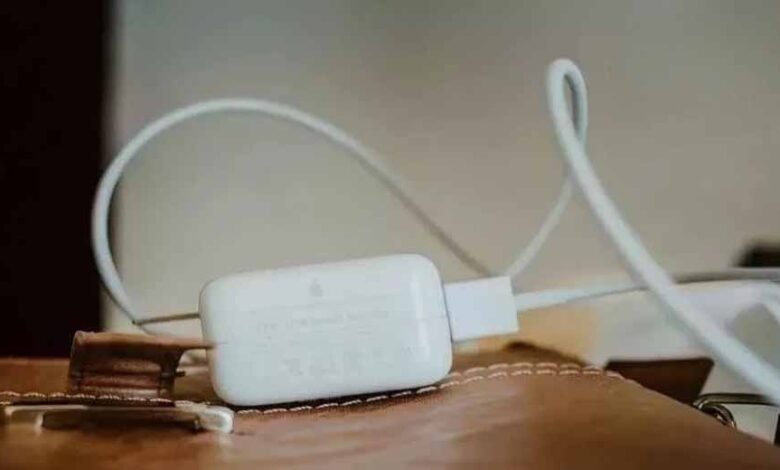 दर्दनाक हादसा: इंदौर में मोबाइल चार्ज करते वक्त करंट लगने से मासूम बच्ची की मौत