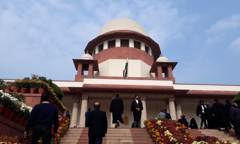 सुप्रीम-कोर्ट-का-बड़ा-फैसला:-गवर्नर-बिल-रोक-नहीं-सकते,-पर-उनकी-पावर-पर-अंकुश-असंवैधानिक