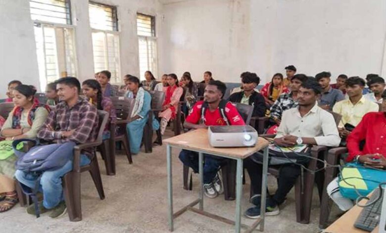 स्नातक अंतिम वर्ष एवं स्नातकोत्तर के विद्यार्थियों को मिलेगी ट्रेनिंग, सीखेंगे कौशल एवं व्यक्तित्व विकास