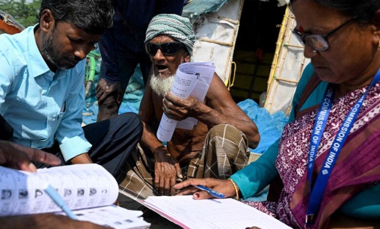 बंगाल में चौंकाने वाला खेल: इस जिले में वोटर 105% बढ़े, ममता बनर्जी क्यों हुईं SIR से बेचैन?