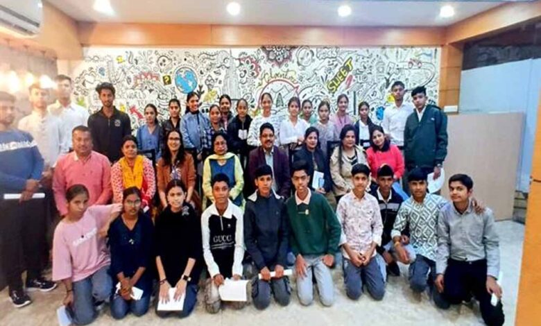 एक-भारत-–-श्रेष्ठ-भारत-अंतर्गत-राज्य-के-बच्चे-नागालैंड-के-शैक्षणिक-भ्रमण-पर