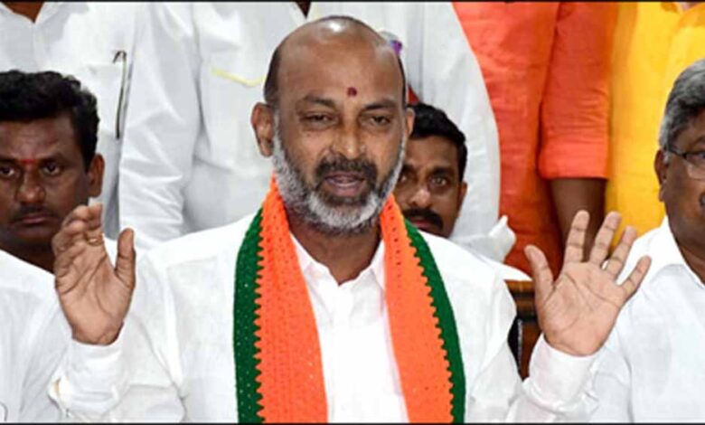 गांवों-में-बड़ा-वादा:-bjp-समर्थित-प्रतिनिधि-को-चुनने-पर-10-लाख-रुपये-देने-की-घोषणा!