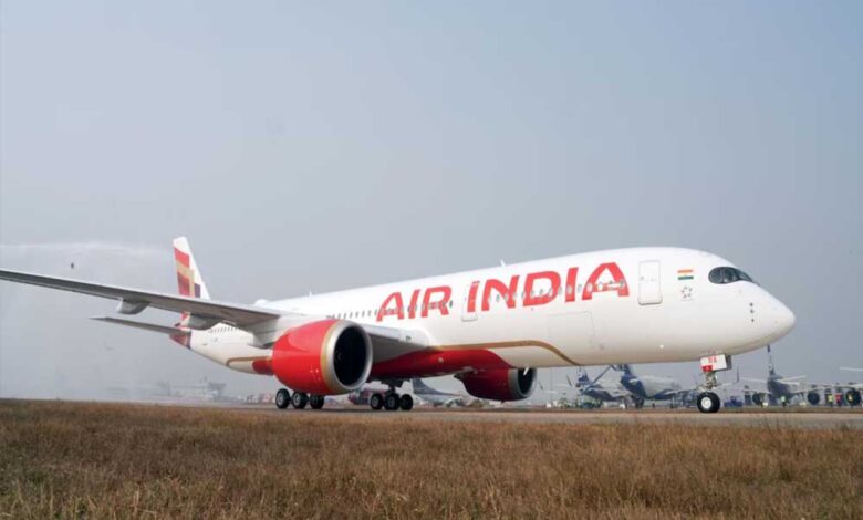 a320-सॉफ़्टवेयर-गड़बड़ी-से-वैश्विक-उड़ानें-ठप,-एयरलाइंस-को-जारी-हुई-आपात-एडवाइजरी