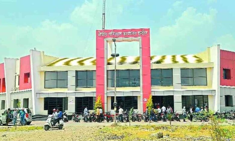 इंदौर में 15 साल पुरानी बसें बैन: 73 परमिट रद्द, 62 पर कार्रवाई जारी