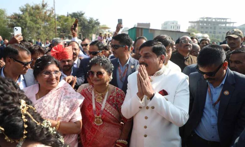 CM मोहन यादव के बेटे ने रचाई शादी: सामूहिक विवाह सम्मेलन में लिए सात फेरे, बड़ी हस्तियों ने बढ़ाई शान