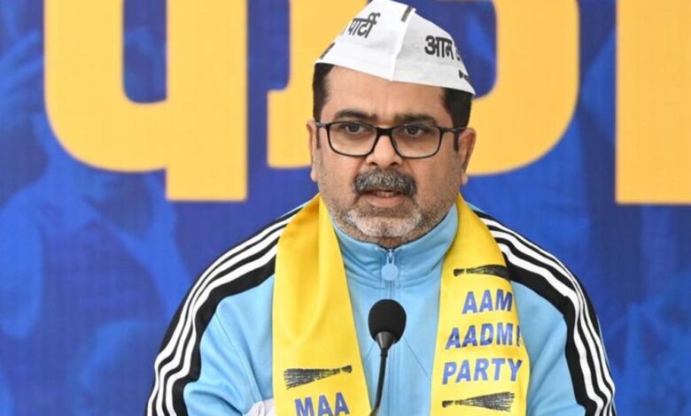 अवध-ओझा-ने-राजनीति-से-संन्यास-लिया,-aap-को-कहा-अलविदा