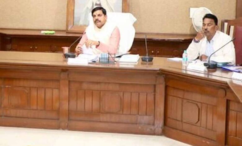 पंचायत एवं ग्रामीण विकास विभाग की गतिविधियां आम आदमी के जीवन स्तर में सुधार लाने में देती हैं महत्वपूर्ण योगदान : मुख्यमंत्री डॉ. यादव