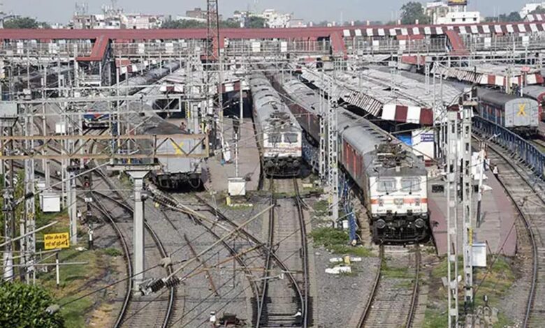 मुंबई-सेंट्रल-पर-60-दिन-का-ट्रैक-ब्लॉक,-रतलाम-मंडल-की-कई-ट्रेनें-शॉर्ट-टर्मिनेट—यात्रियों-को-बड़ा-झटका