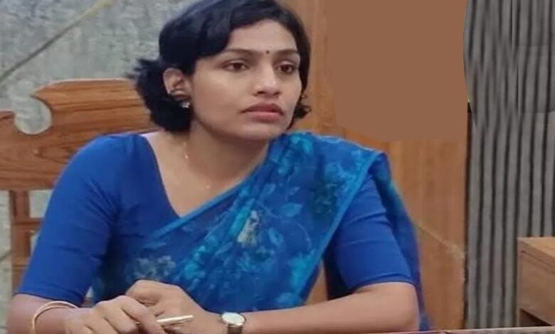 भोपाल निगम की कमिश्नर संस्कृति जैन ने लापरवाह इंजीनियर्स को विशेष सजा दी, BL0 के सहायक बनाया