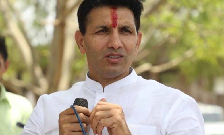 सुपरकंप्यूटर से तेज CM! आधे घंटे में हजारों करोड़ के बजट की समीक्षा, जीतू का तंज बना सुर्ख़ी