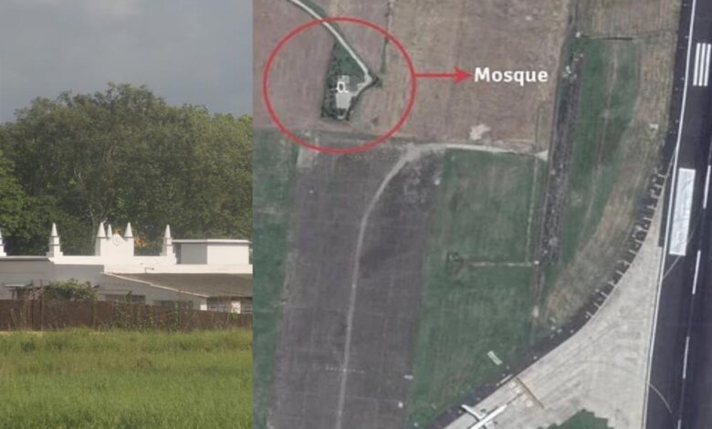 कोलकाता एयरपोर्ट में मस्जिद: सुरक्षा में बड़ा खतरा, रनवे से होकर जाते हैं नमाजी