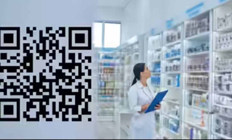 दवा दुकानों पर अनिवार्य QR कोड व टोल-फ्री नंबर, स्मार्टफोन यूज़र्स को मिलेगी तुरंत शिकायत सुविधा