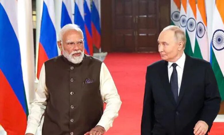 पुतिन-के-भारत-दौरे-पर-थरूर-का-स्पष्ट-संदेश:-चीन-और-अमेरिका-के-लिए-तगड़ा-इशारा