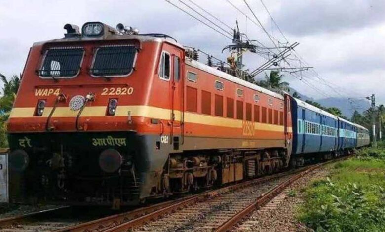 indigo-संकट-के-बीच-रेलवे-का-बड़ा-कदम:-चार-प्रीमियम-ट्रेनों-में-जुड़े-नए-कोच,-यात्रियों-को-मिलेगी-राहत