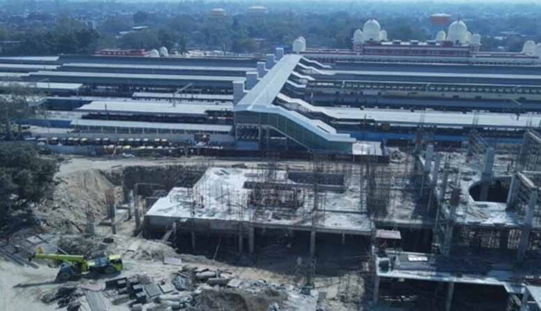 अमृत भारत स्टेशन योजना और ‘एक स्टेशन एक उत्पाद’ से यात्रियों व स्थानीय रोजगार को बढ़ावा