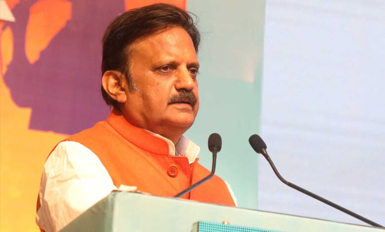 सतत एवं संवहनीय विकास के लिए ई-मोबिलिटी महत्वपूर्ण : उप मुख्यमंत्री  शुक्ल