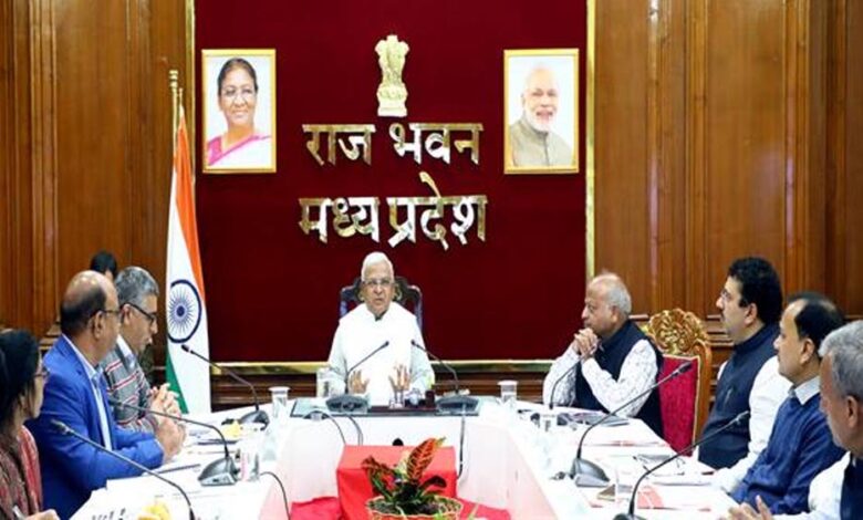 मोबाइल यूनिट रूट चार्ट के अनुसार दवा वितरित करें : राज्यपाल  पटेल