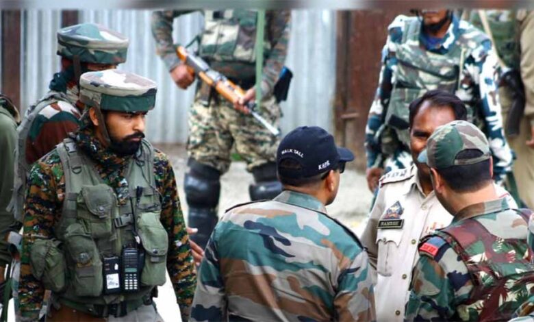 जम्मू-कश्मीर में OGW नेटवर्क पर बड़ी कार्रवाई, 150 से अधिक ओवर ग्राउंड वर्कर्स हिरासत में