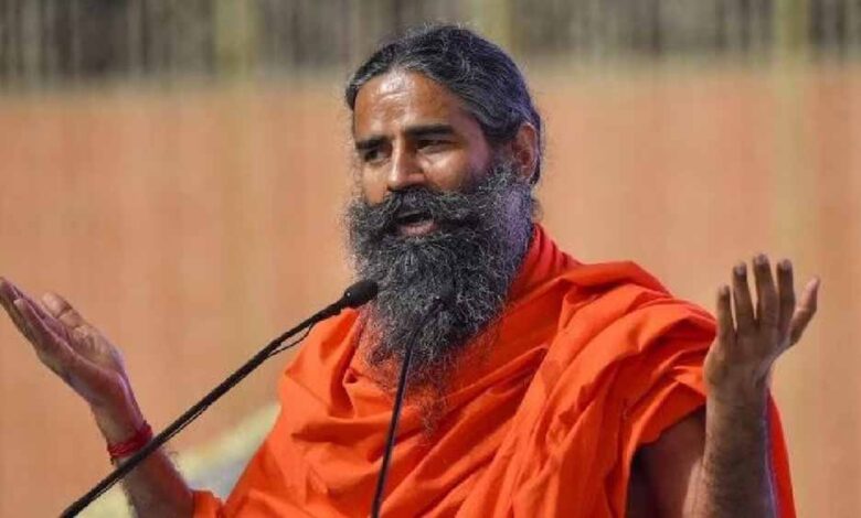 पर्दे डाल लो, एयर प्यूरीफायर अमीरों का चोचला— दिल्ली के प्रदूषण पर योगगुरु रामदेव का बयान