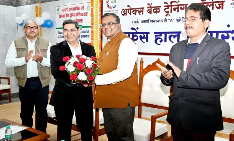 नाबार्ड के महाप्रबंधक सुरेश कुमार साहू ने अल्पकालीन सहकारी संरचना के सुदृढ़ीकरण पर दिया जोर