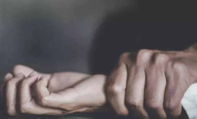 बेंगलुरु में महिलाओं का शिकारी गिरफ्तार, शाम 6 बजे के बाद बनाता था शिकार