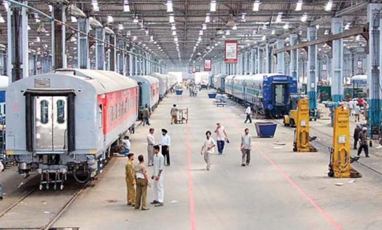 भारतीय रेलवे की नई उपलब्धि, हाई-टेक एलएचबी कोचों के उत्पादन में 18% की रिकॉर्ड बढ़ोतरी