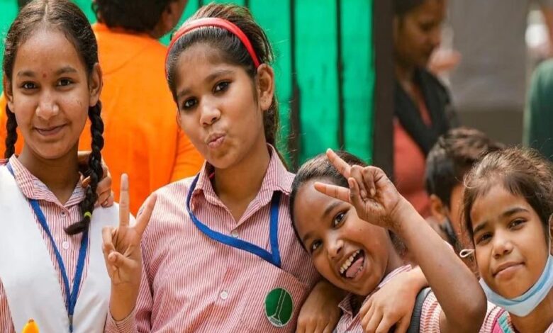 भारत में 45.4% लड़कियां स्कूल नहीं जातीं: इन राज्यों का हाल सबसे खराब