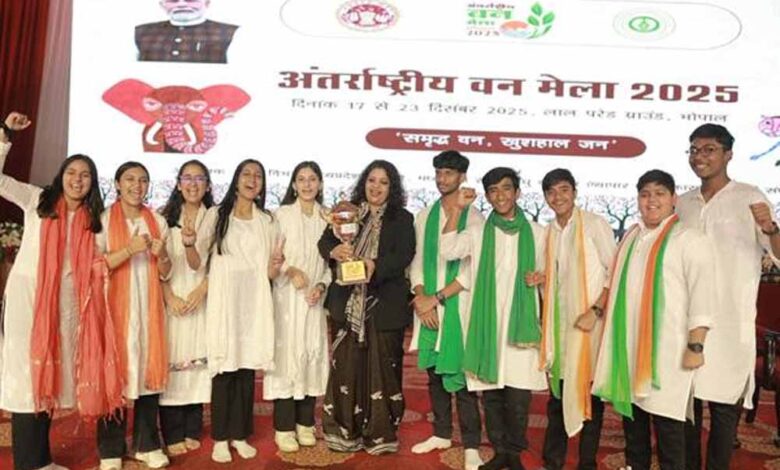 वन मेले में वनोपज एवं हर्बल उत्पाद से निर्मित औषधियों की बढ़ी मांग