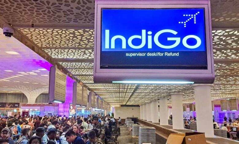 इंडिगो का बड़ा ऐलान: उड़ानें रद्द होने से प्रभावित यात्रियों को 10,000 रुपए का ट्रैवल वाउचर, 26 दिसंबर से मिलेगा