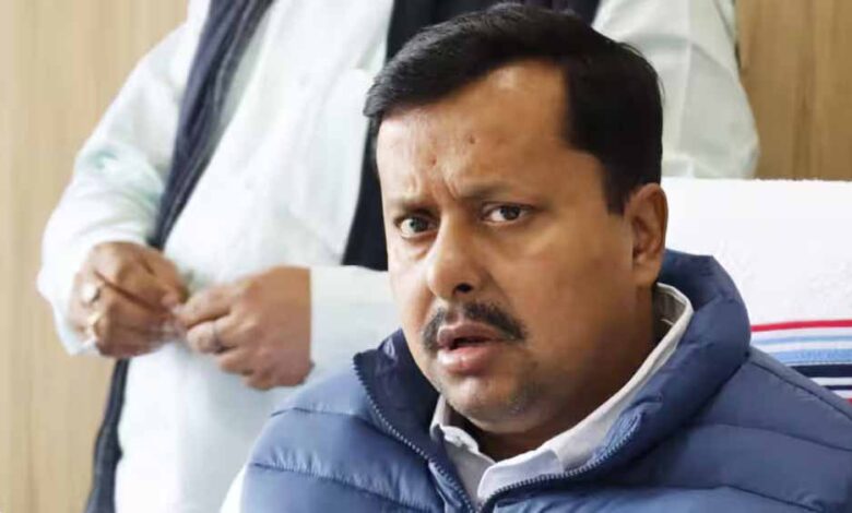 rlm-में-सियासी-हलचल!-पार्टी-के-3-विधायक-नितिन-नवीन-से-मिले,-उपेंद्र-कुशवाहा-की-‘लिट्टी-पार्टी’-से-बनाई-दूरी