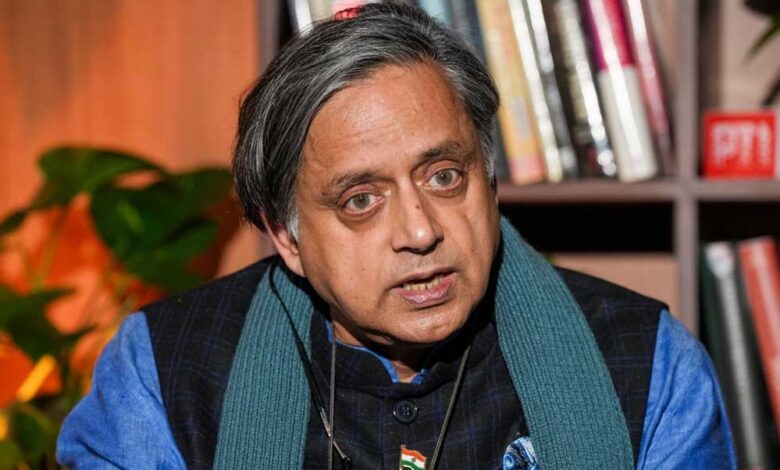 कांग्रेस-में-बढ़ी-हलचल,-शशि-थरूर-दौड़ते-भागते-पहुंचे-cwc-मीटिंग