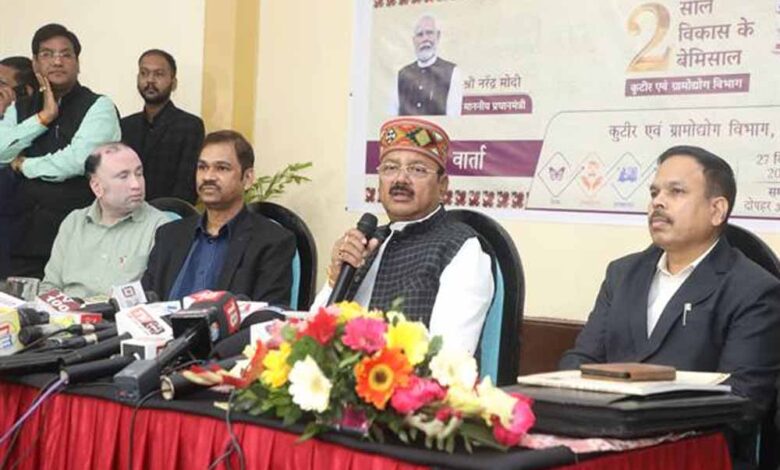 प्रधानमंत्री-विश्वकर्मा-योजना-में-मध्यप्रदेश-देश-के-अग्रणी-राज्यों-में-शामिल-:-राज्यमंत्री-जायसवाल