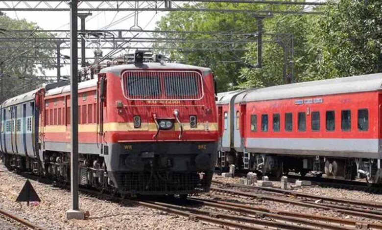 जबलपुर-स्टेशन-से-सिंगरौली-और-नैनपुर-पैसेंजर-के-समय-में-बदलाव,-रीवा-जबलपुर-शटल-एक्सप्रेस-का-भी-बदला-समय