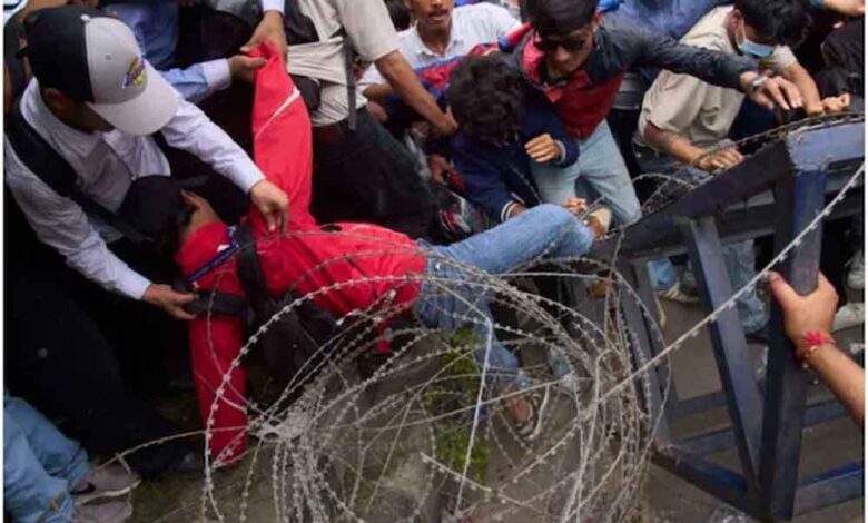 नेपाल के बीरगंज में भड़की हिंसा, मस्जिद में तोड़फोड़ के बाद हालात तनावपूर्ण, भारत-नेपाल सीमा अलर्ट पर