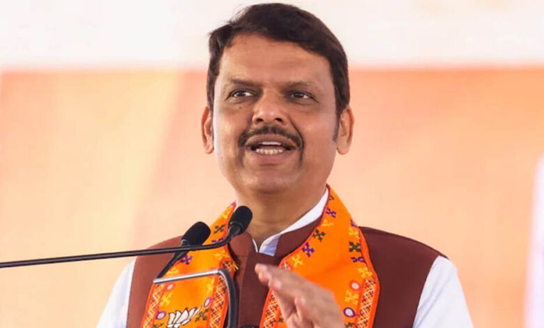 bmc-का-मेयर-मराठी-हिंदू-होगा,-cm-फडणवीस-का-ऐलान,-पठान-ने-उठाई-थी-बुर्के-पर-बात