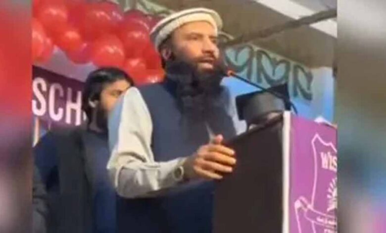 लश्कर के नंबर 2 आतंकी ने पाकिस्तान के स्कूल में भाषण देकर करवाई थू-थू, भारत के खिलाफ जहर उगला