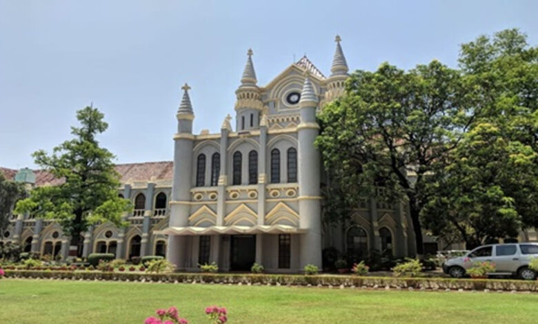 लोकायुक्त कार्यालय से गायब हुई रिश्वत मामले की फाइलें, हाईकोर्ट ने लिया संज्ञान, विवेचना अधिकारी पर हो FIR
