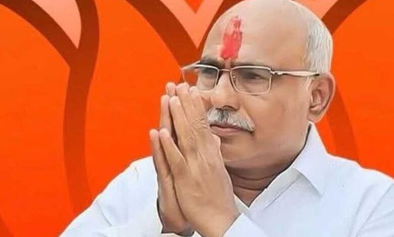 bjp-कार्यकर्ताओं-की-समस्याएँ-सुलझाएगी-हेमंत-खंडेलवाल-की-‘सहयोग-सेल’