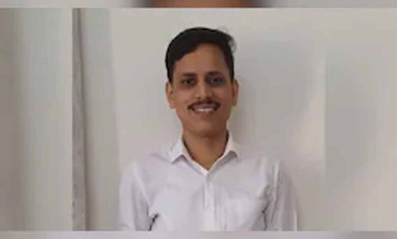 रेलवे स्टेशन पर प्रोफेसर मर्डर केस सुलझा: 12 घंटे में आरोपी गिरफ्तार, पुलिस की टेक्निकल ट्रैकिंग ने खोला राज
