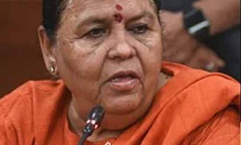 शंकराचार्य होने का सबूत मांगना गलत, योगी के दफ्तर को टैग कर बोलीं उमा भारती