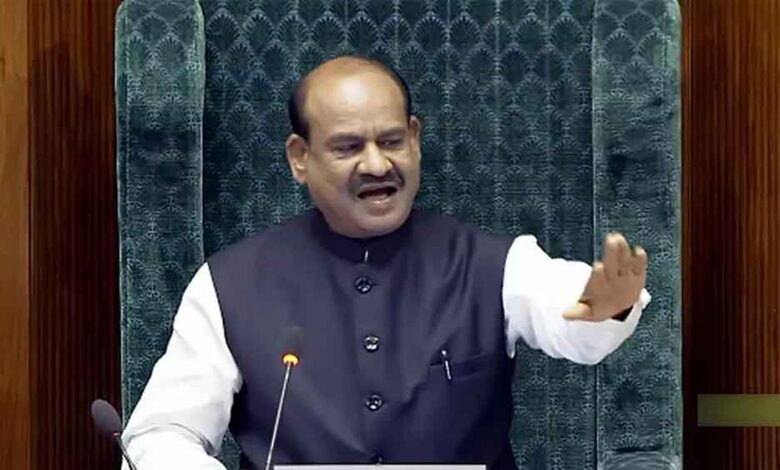 ज्यादा बात करनी है तो बाहर जाइए… लोकसभा में शोर पर भड़के ओम बिरला, सांसदों को सख्त चेतावनी