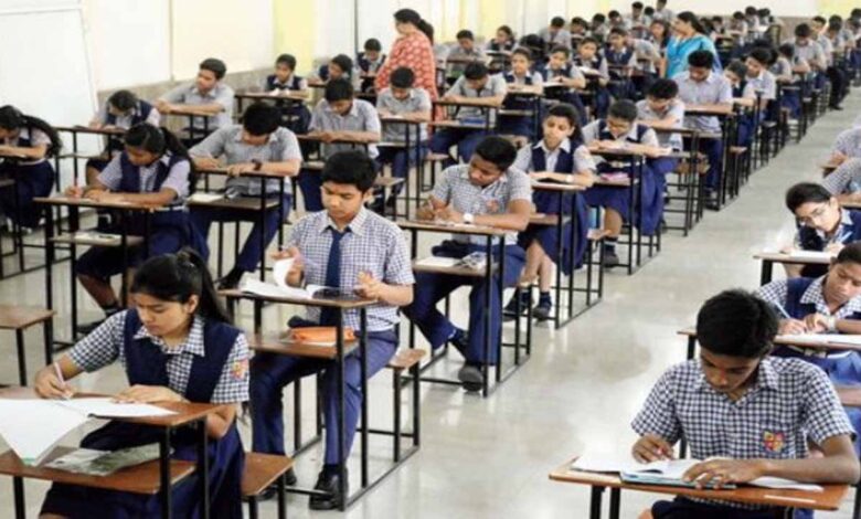 MP बोर्ड परीक्षा 2026: 10वीं-12वीं की आंसर शीट पर प्रेक्षकों की कड़ी नजर