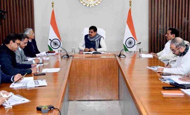 किसानों के कल्याण के लिए मिशन मोड में करें काम : मुख्यमंत्री डॉ. यादव