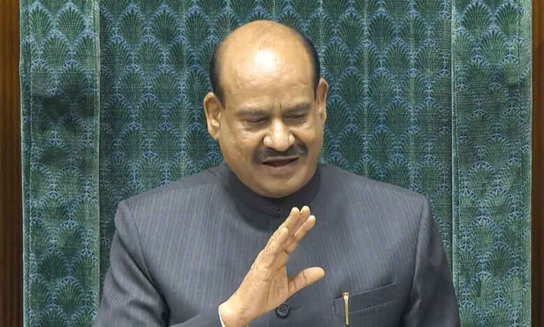 सरकार-के-दबाव-का-आरोप,-कांग्रेस-की-महिला-सांसदों-ने-लोकसभा-अध्यक्ष-को-लिखा-पत्र