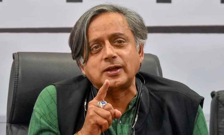 संसद-में-अनसुनी-आवाज़!-शशि-थरूर-का-तीखा-वार—ओम-बिरला-और-निर्मला-सीतारमण-पर-क्यों-भड़के-कांग्रेस-सांसद?