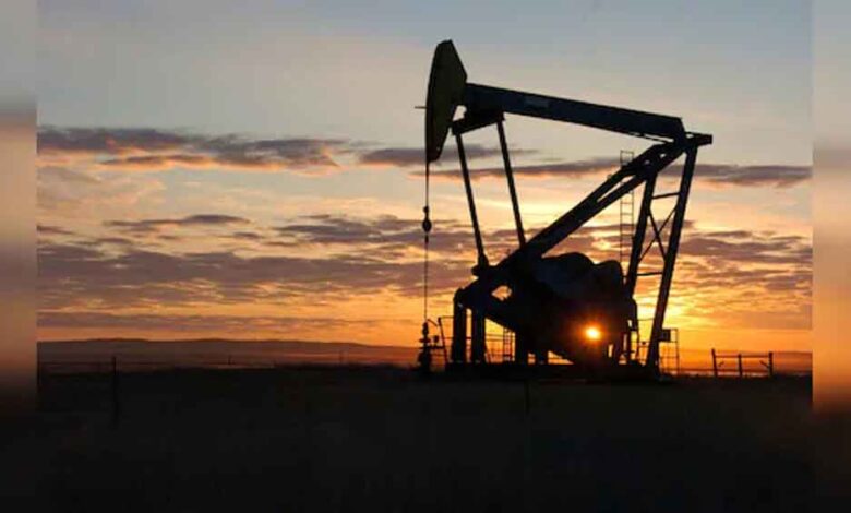 ईरान युद्ध से तेल बाजार में भूचाल, क्या भारत में महंगा होगा पेट्रोल-डीजल?