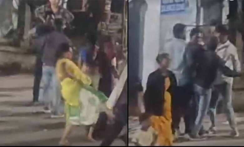 नवविवाहिता-की-मौत-पर-बवाल:-अस्पताल-गेट-पर-भिड़े-दो-पक्ष,-वीडियो-वायरल